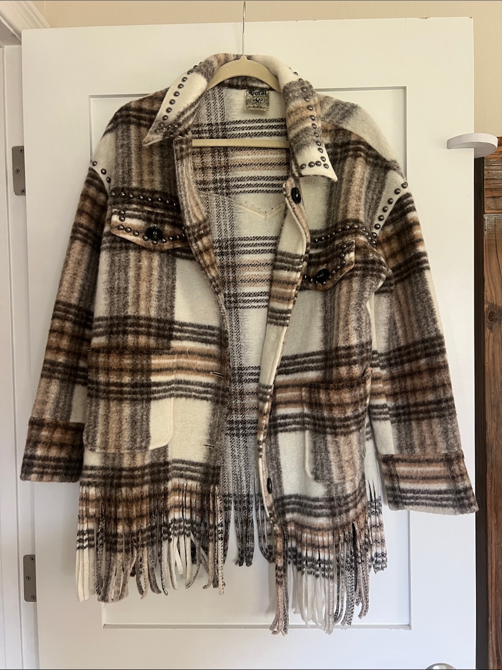 Like New! Womens Plaid Fringe Stud-Trim Jacket Coat - Brown Cream